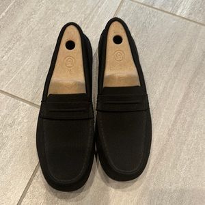 Black Rothy’s loafer